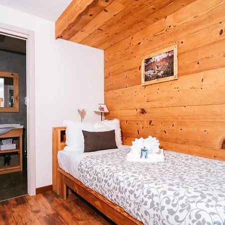 セレンディピティ ホテル Oulx