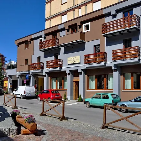 ホテル セレンディピティ Oulx